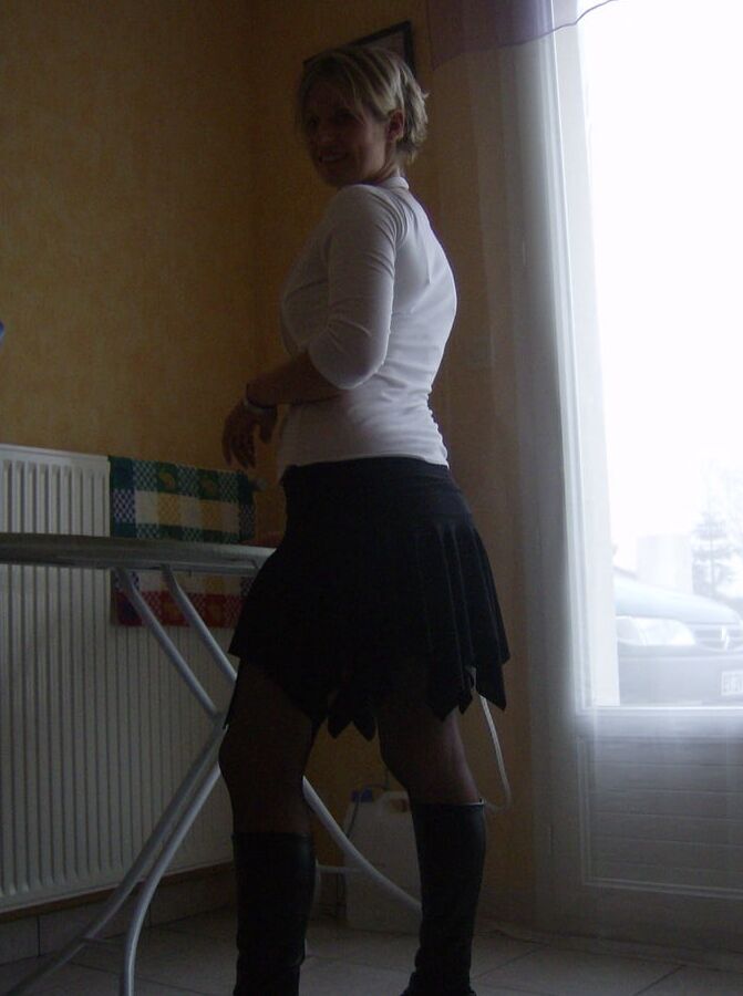 Blond MILF sex life
