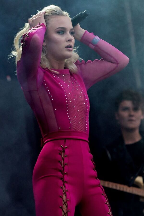 Jerk For Zara Larsson