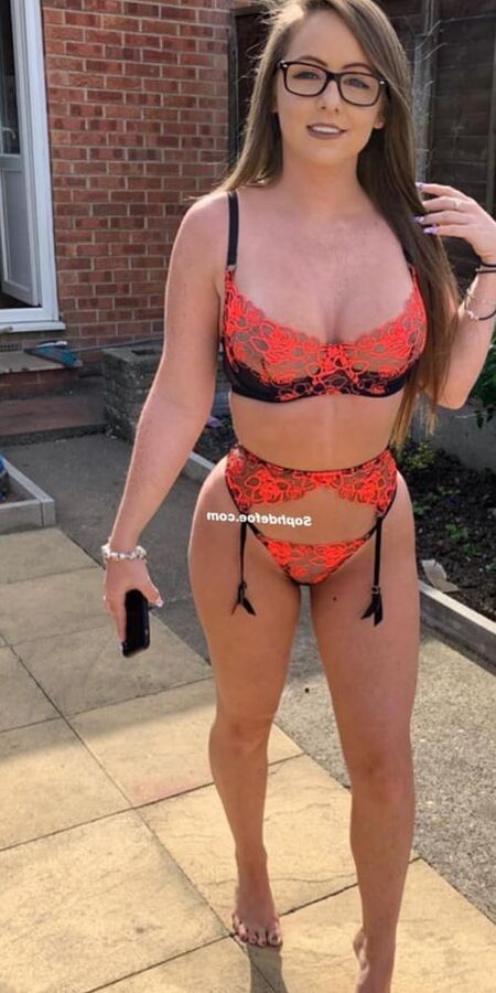 Sophie Defoe