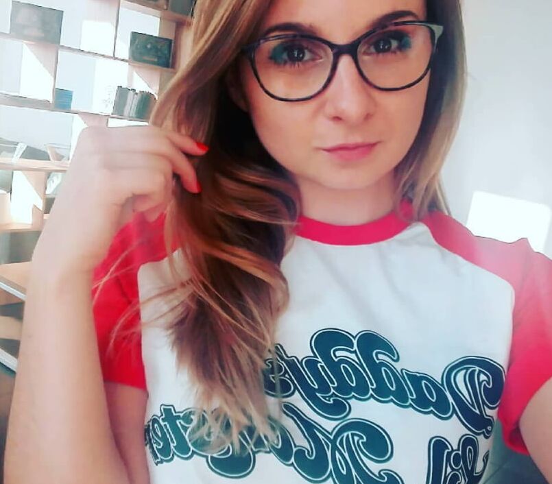 Cum tribute me