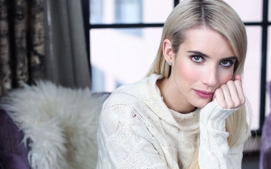 Emma Roberts obsession queen!