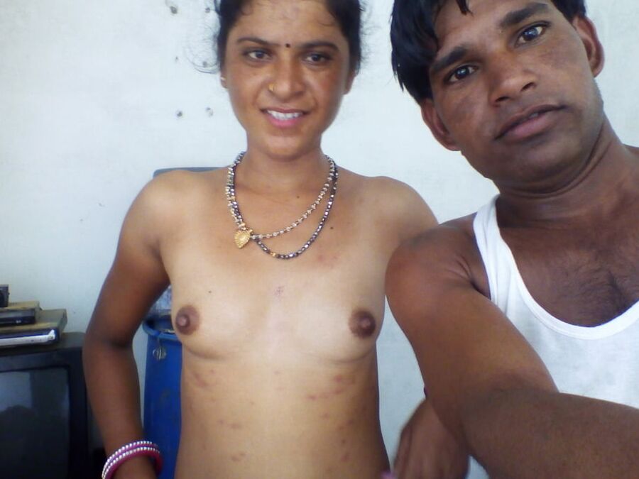 Sexy Bhabhi fucked with neighbour