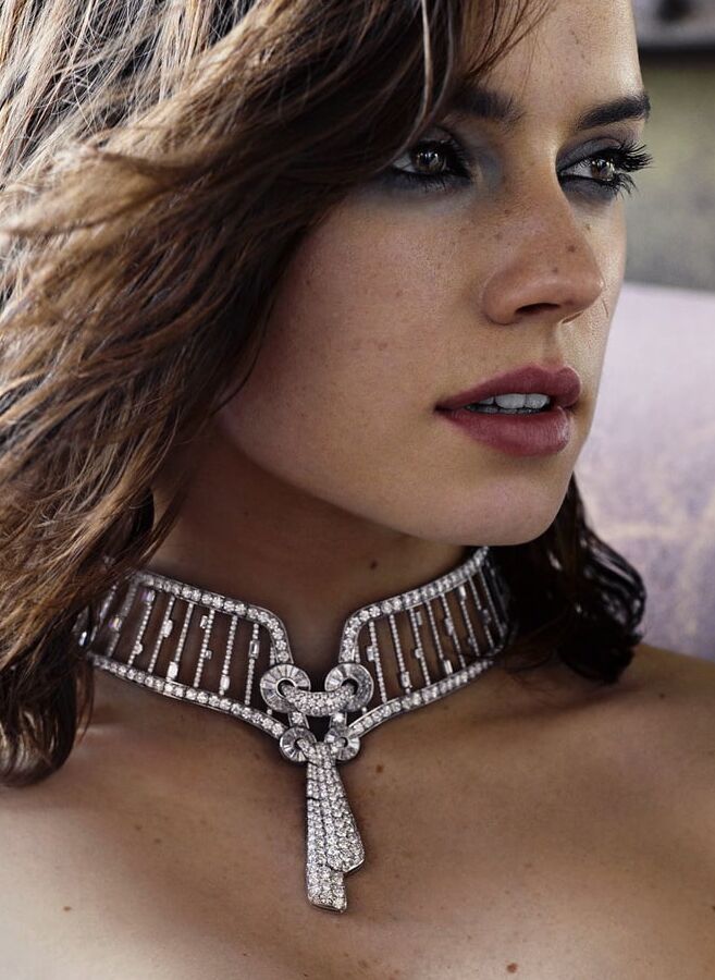 Daisy Ridley Fit As Fuck
