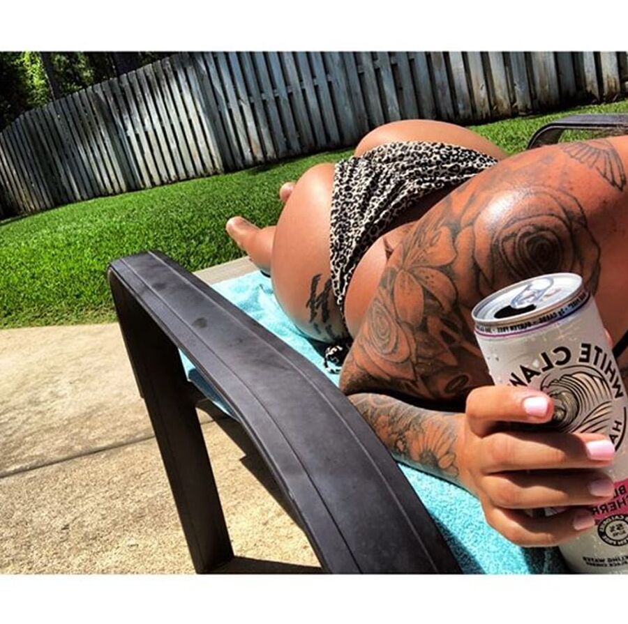 Tinder, bumble and Skout girls