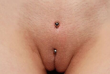 Sexy Pierced Pussy