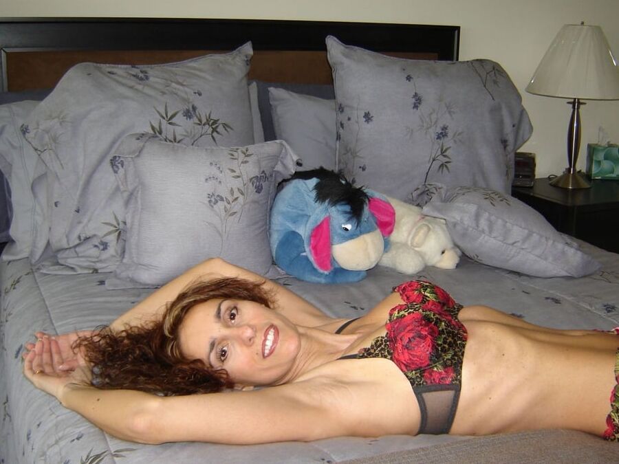 GINGER MILF