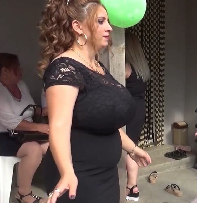 Elegant und Megatitten