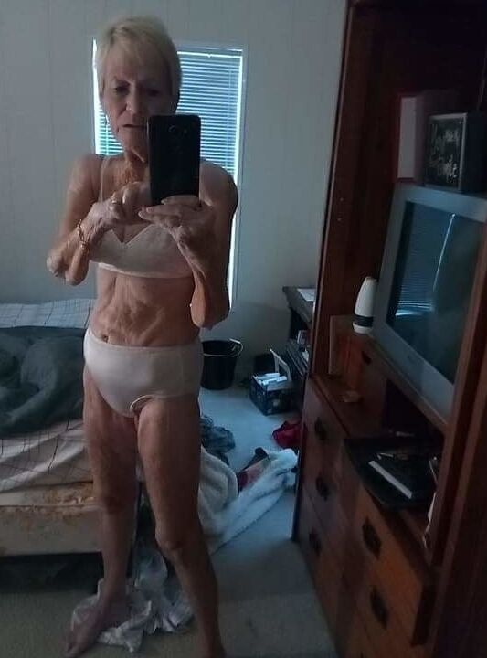 SELFIE TIME