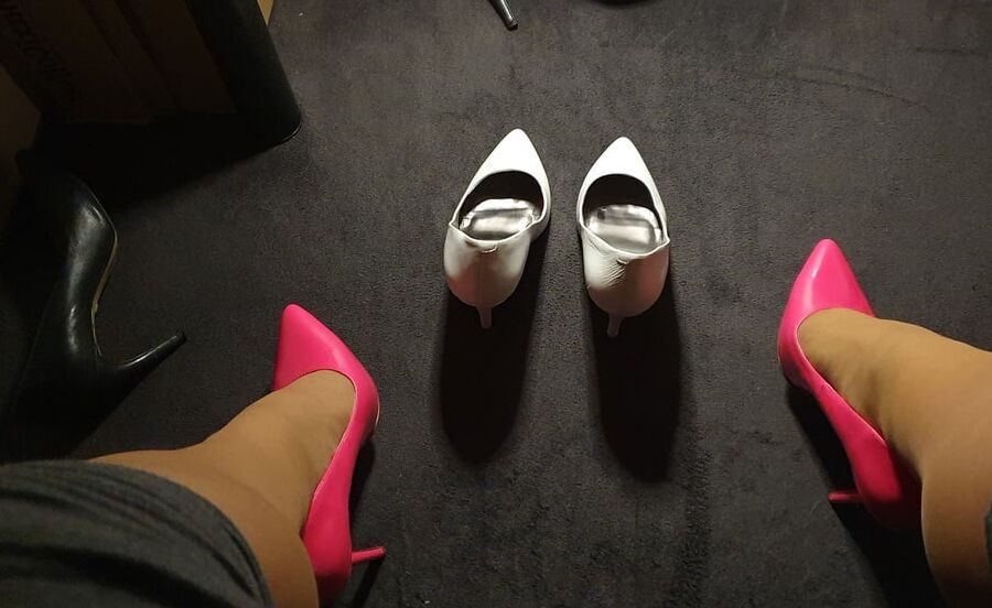 Pink fuck-me Heels