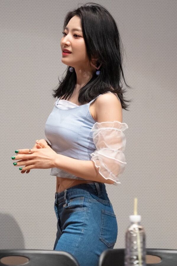 Lee Sae Rom - Fromis_
