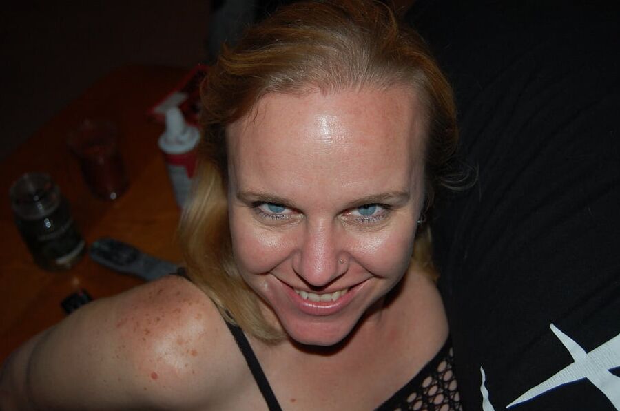 . Redhead Oregon wife exposed