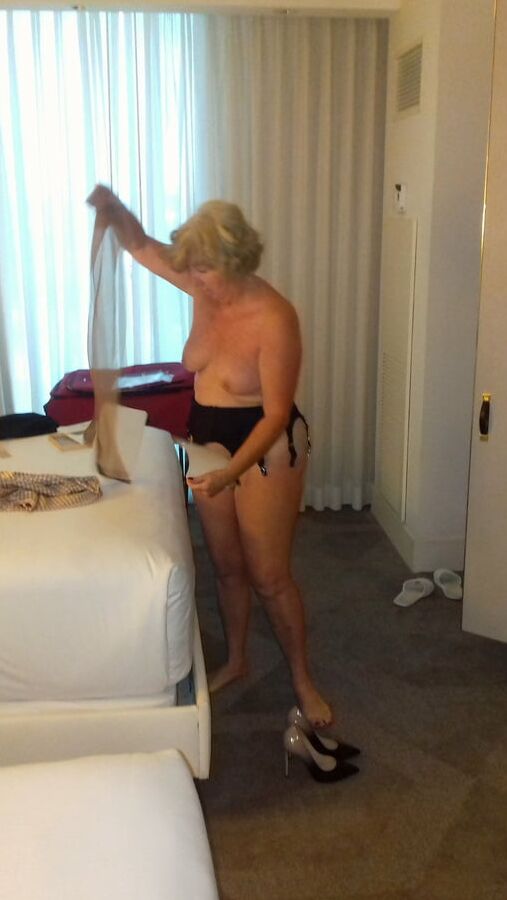 .UK mature wife exposed by hubby