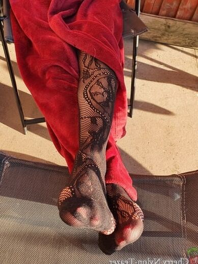 Pantyhosed Princess