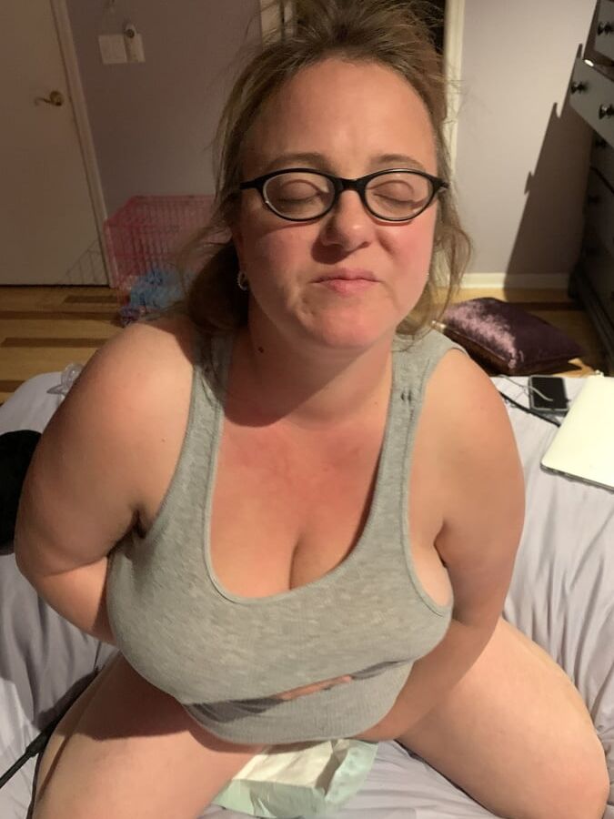 Slut Renea