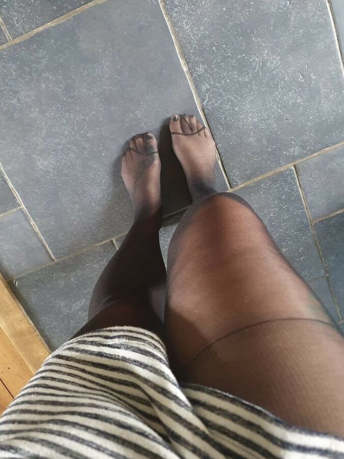 Amateur pantyhose
