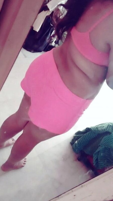 Slim Sexy Chocolate girl