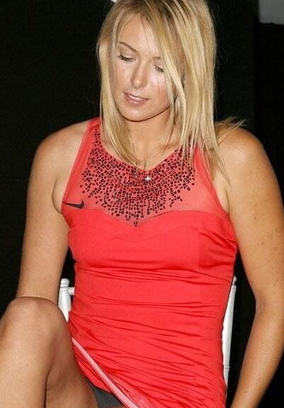 Maria Sharapova&;s sweaty cunt - I&;d give anything to lick it