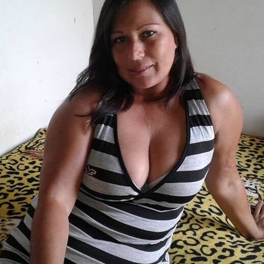 adri nogera mature