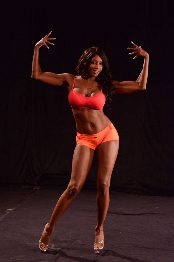 Diamond Jackson - Miss Titness America