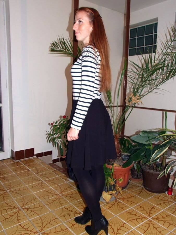 Wives and GFs in Pantyhose