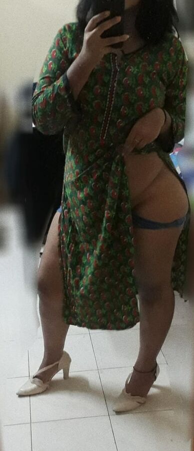 Very Hot Boobs Girl