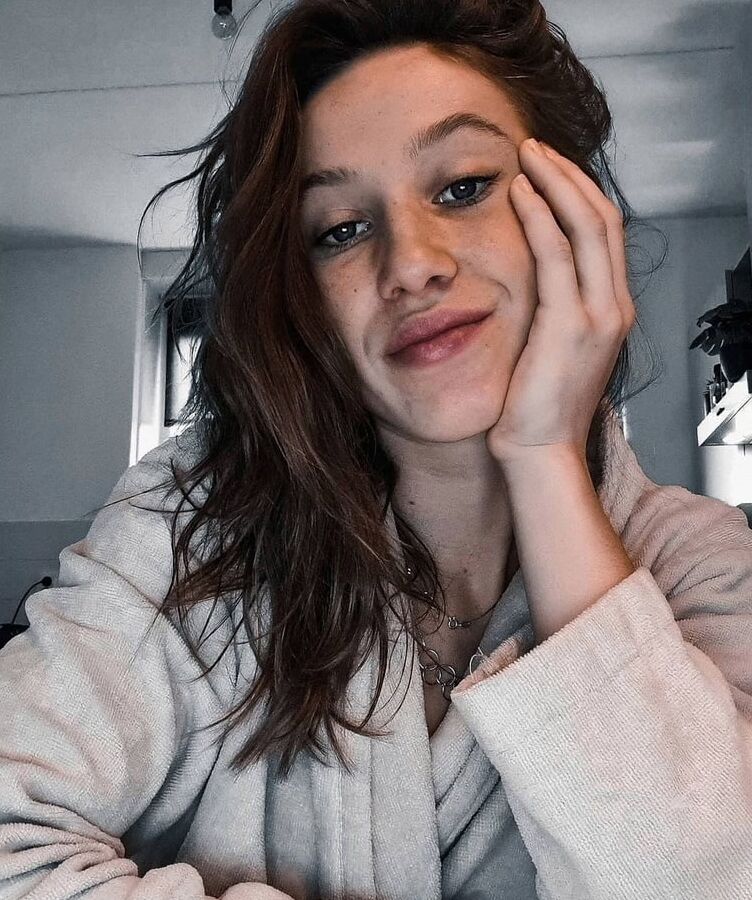 SUZANNE SCHULTING PICTURES