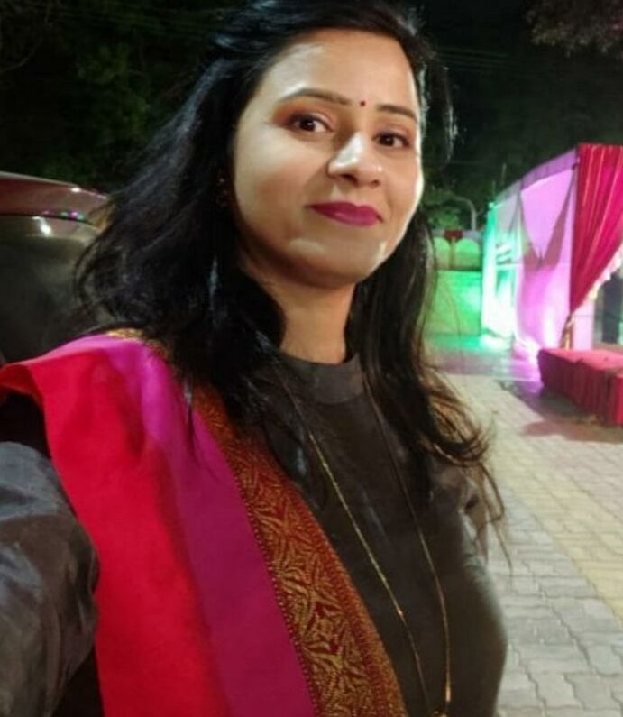 HOT INDIAN AUNTY DESI