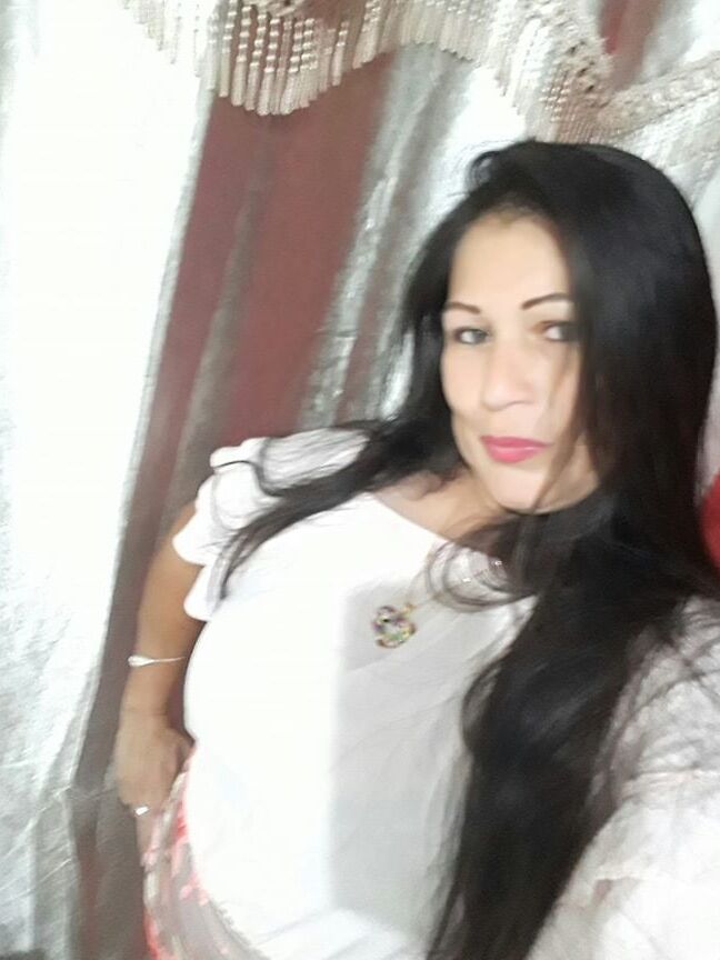 adri nogera mature