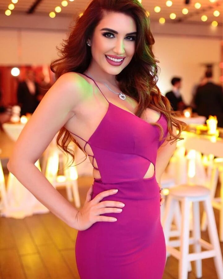 Sexy Turkish Yesim Akin