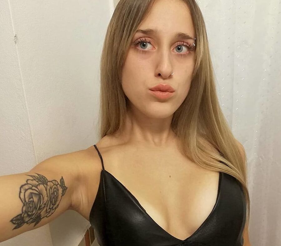 On Instagram- caroladawi