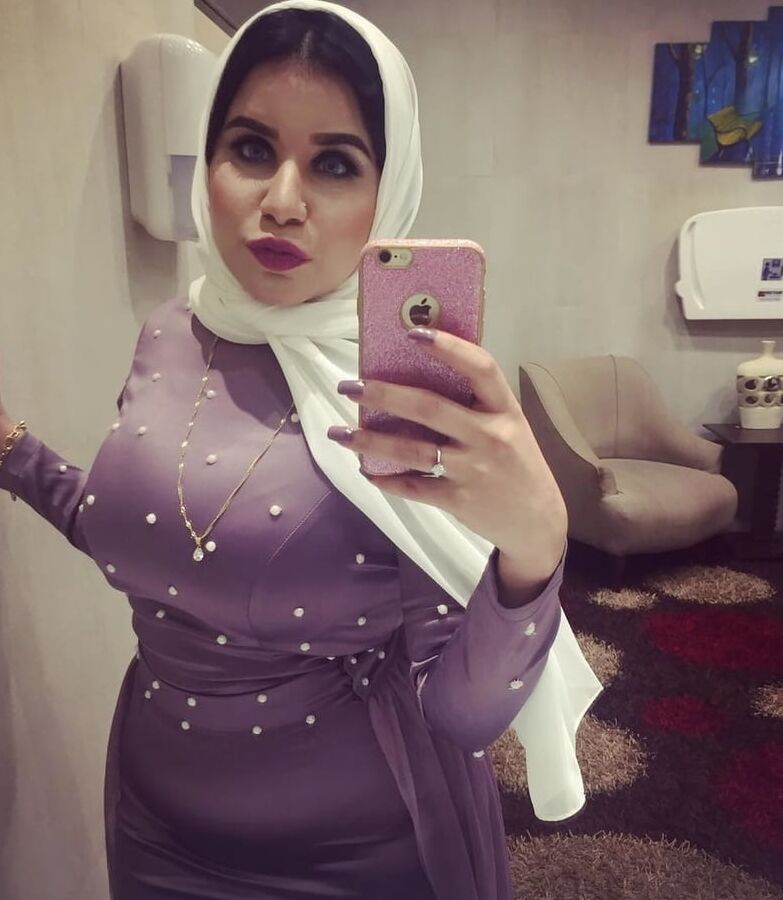 stuning desi mix