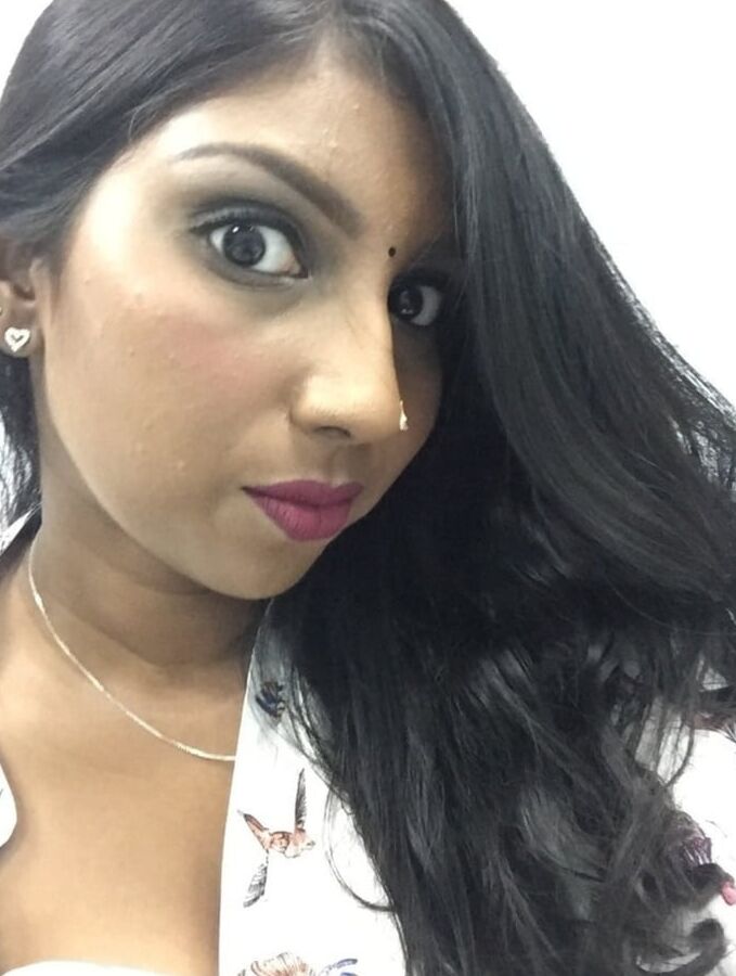 Sexy Indian milf