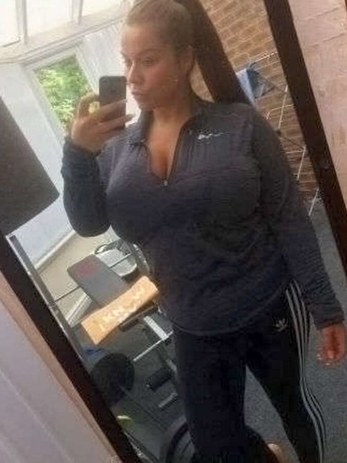 Erin busty escort