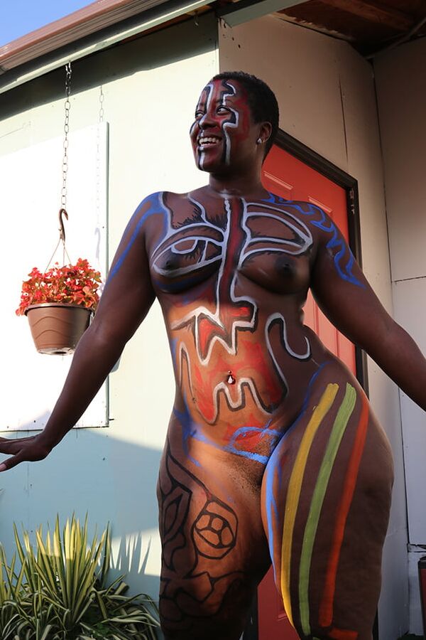 Bodypainted Curvy Thick Ebony