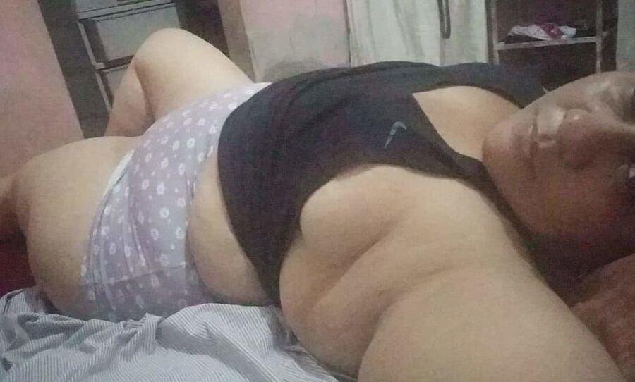 Chubby Latin milf