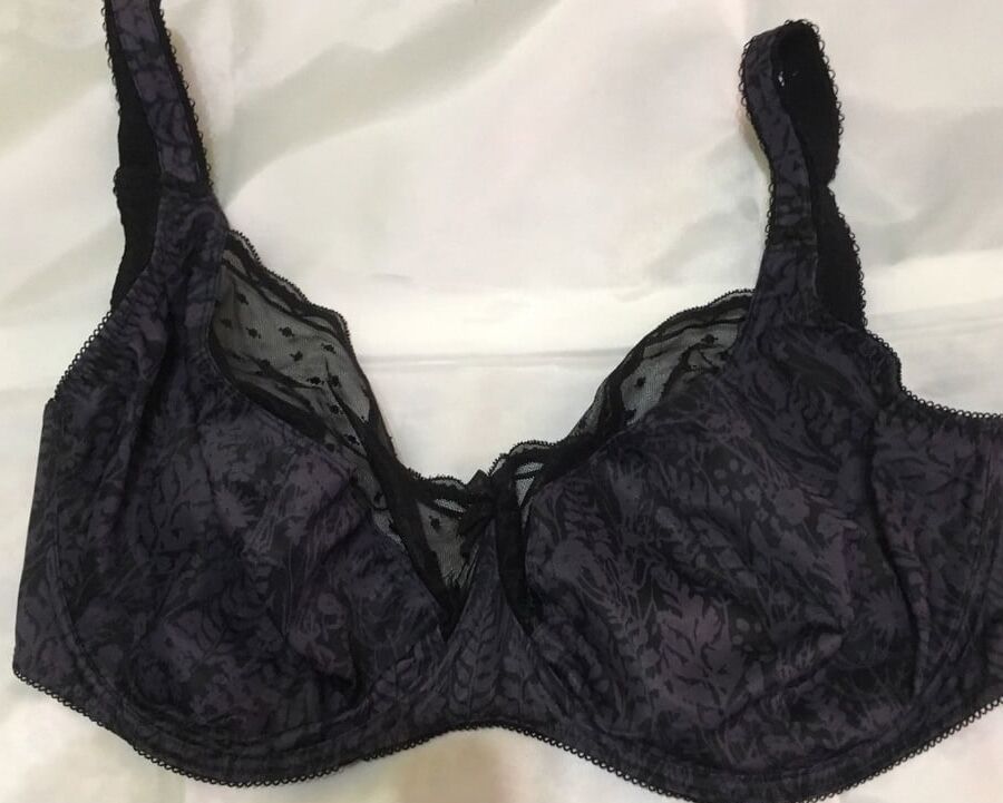 Used J-K cup bras