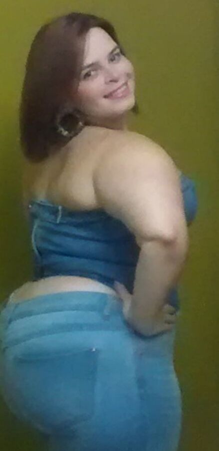 Crystal Mamasota Nalgona