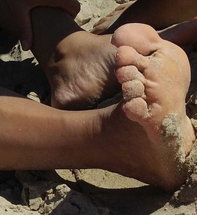 Piedi maturi fantastici