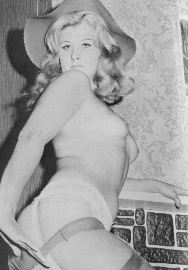 Vintage Magazine SBS