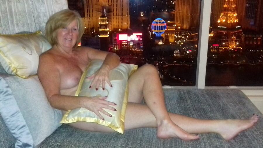 .UK mature wife exposed by hubby