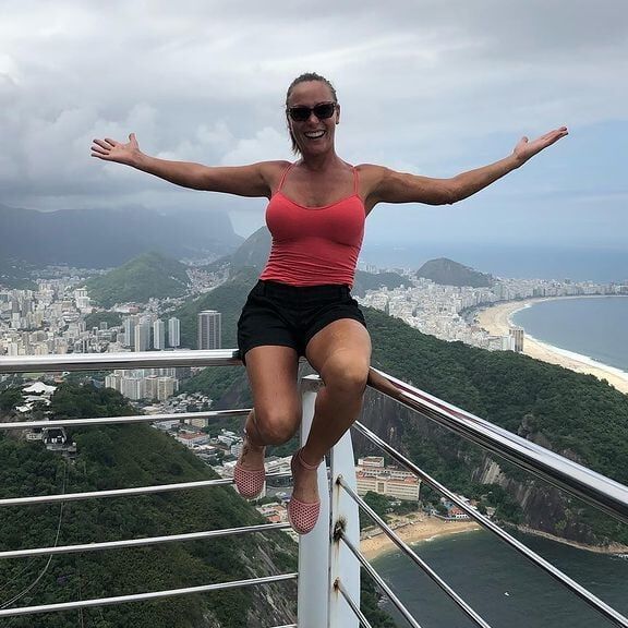 Liz enfermeira gostosa