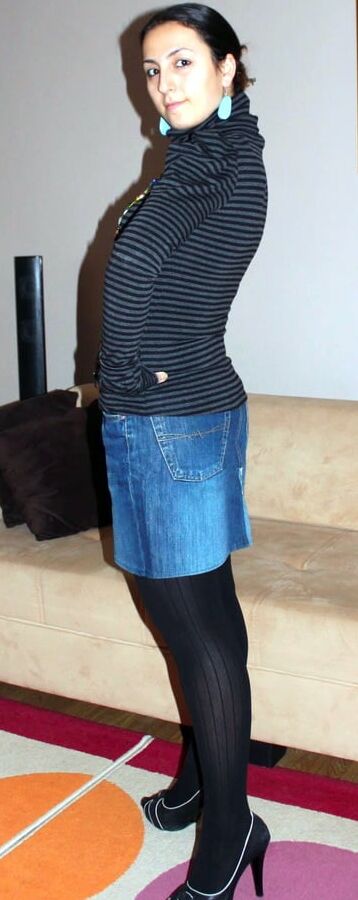Wives and GFs in Pantyhose
