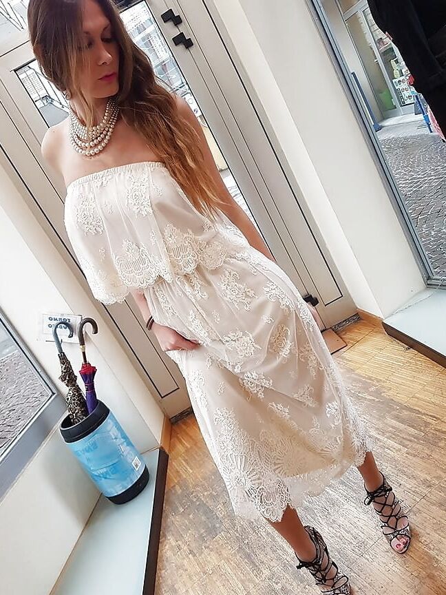 Sexy shopping