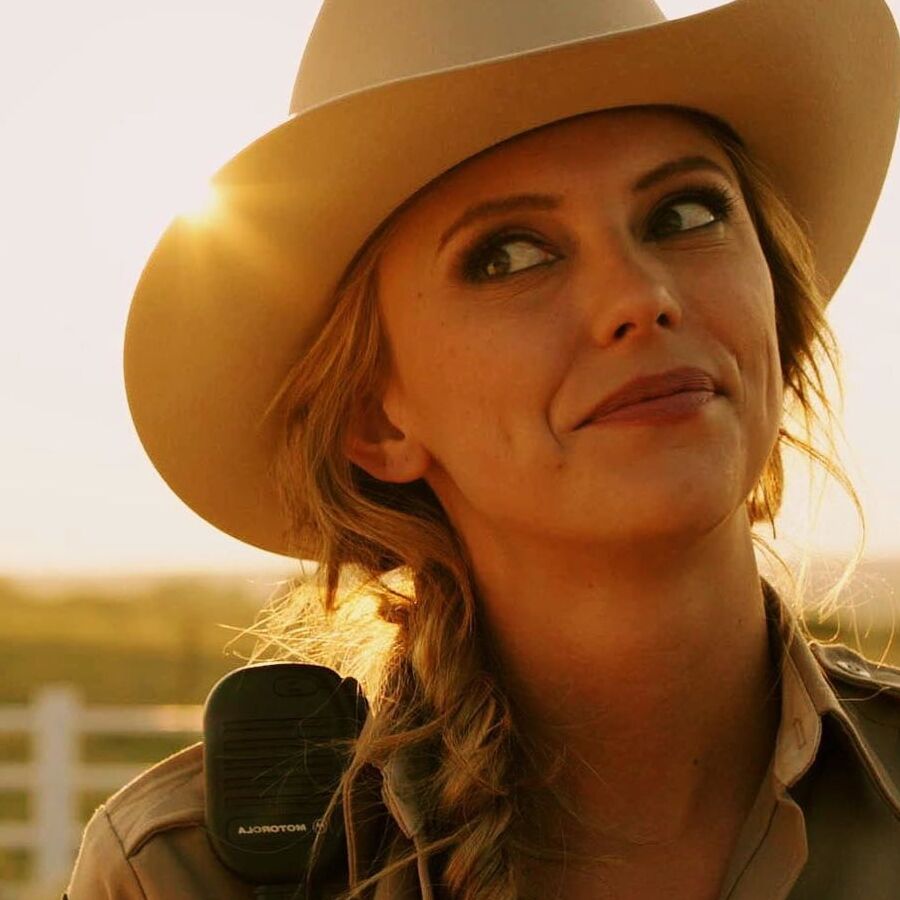 Riley Voelkel (Actress)