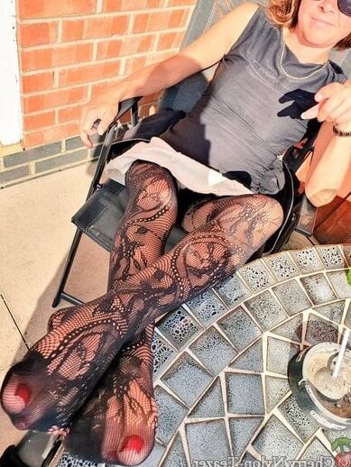 Pantyhosed Princess