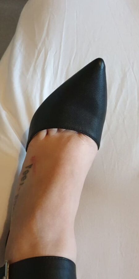 Sexy feet and heels