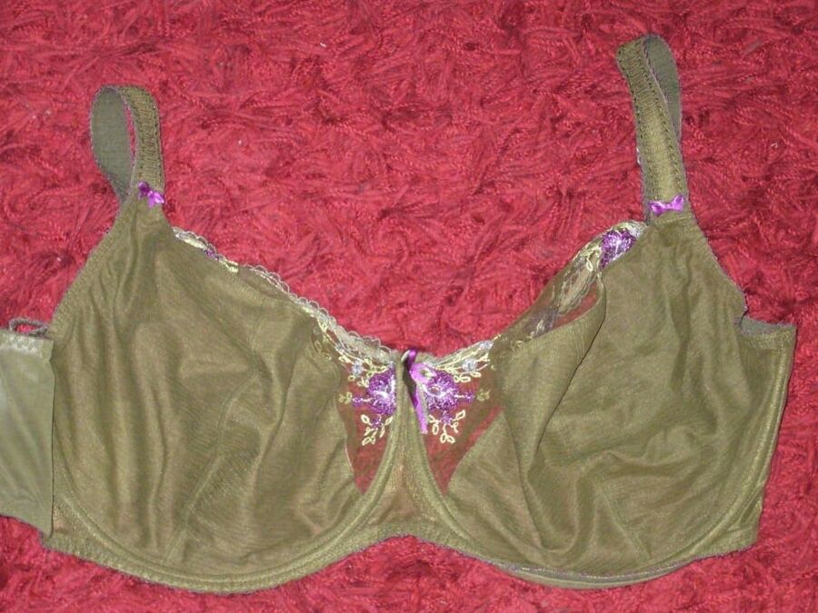 Used J-K cup bras