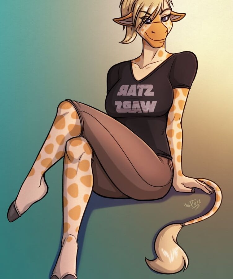 Furry Girls: Giraffe-Babes