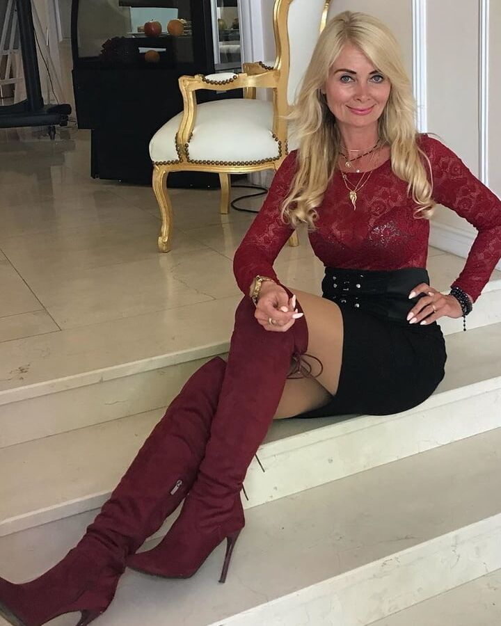 Fully dressed-Sexy as hell!