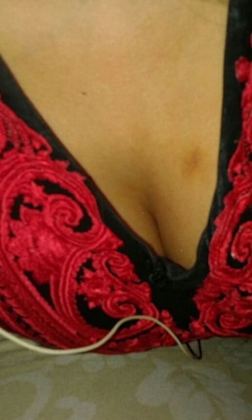 Pakistani Beautiful Bhabhi Bitch